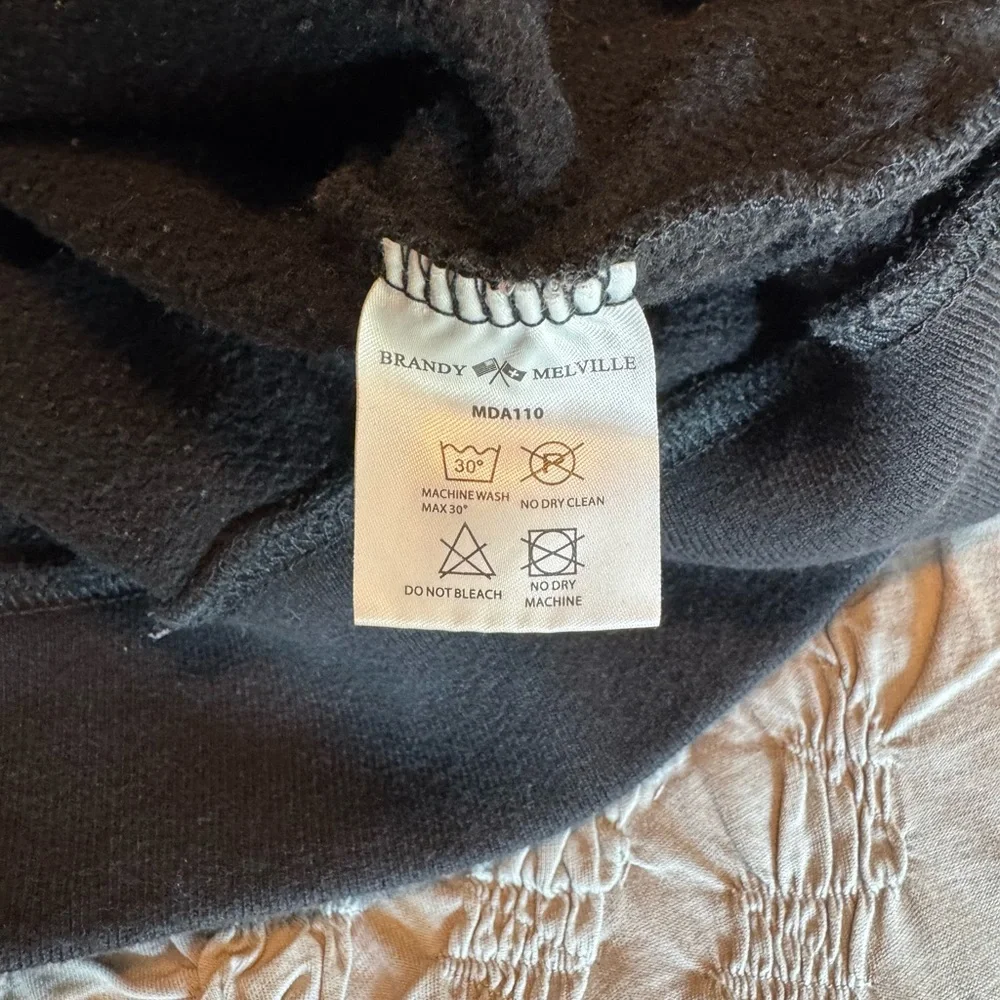 Brandy Melville Black Hoodie - Picture 6 of 6
